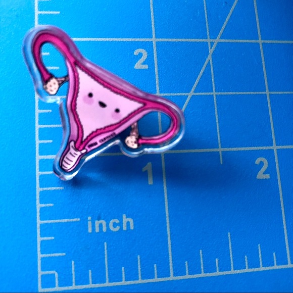 Uterus anatomy pin, Fresh Crayons acrylic pin - Picture 5 of 5